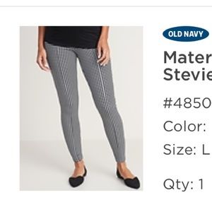 Old navy maternity pants size large